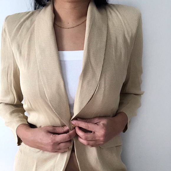 Joseph Ribkoff blazer - Picture 2 of 4